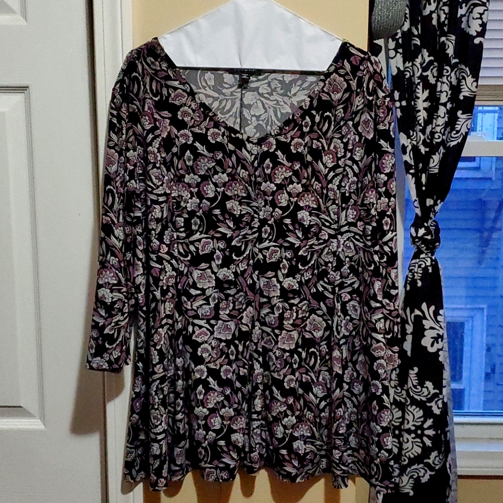 Roz & Ali blouse very stretchy, very cute!